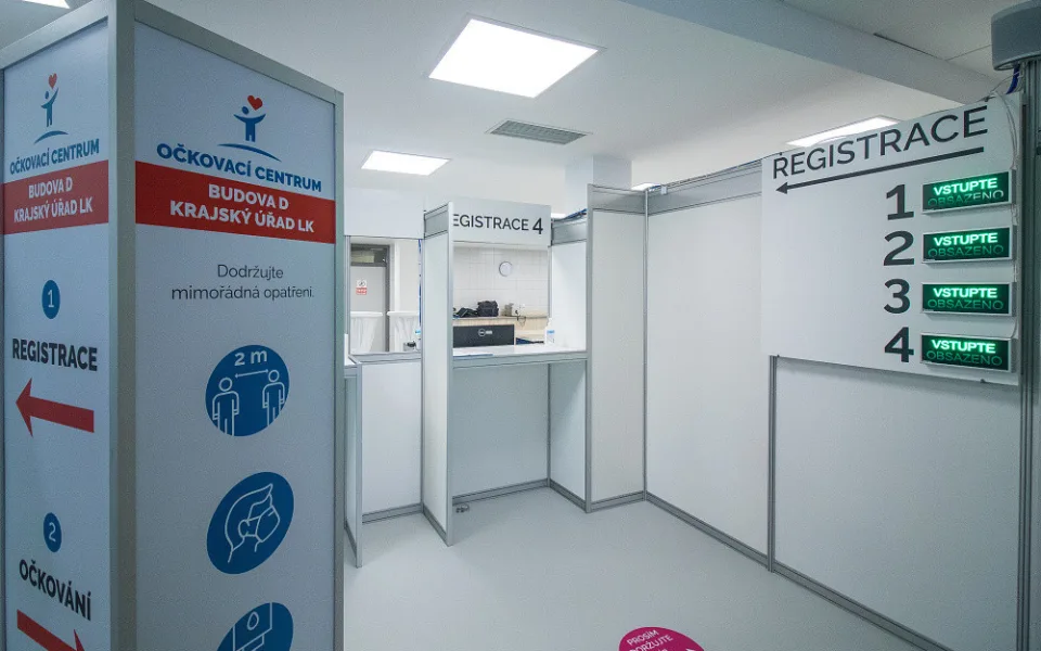 Liberecký kraj chce očkovací centrum uzavřít dřív. Prostory využije pro pomoc uprchlíkům