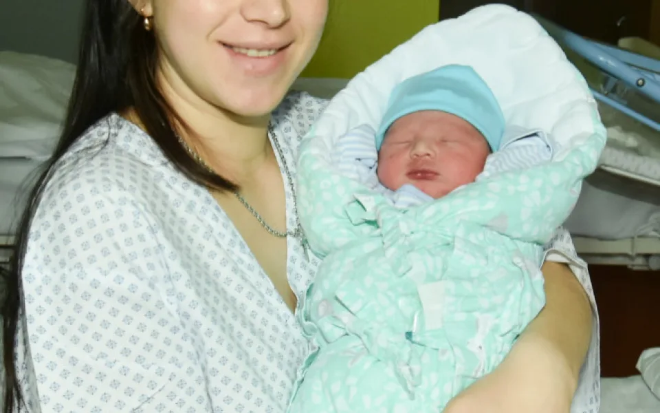 Ivanna i syn Adam jsou oba zdraví a v bezpečí.