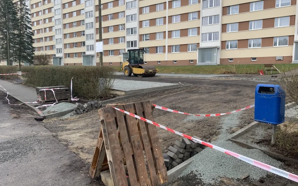 Parkoviště u Hokejky staví město bez povolení. Na jeho vydání čekáme, říká náměstek