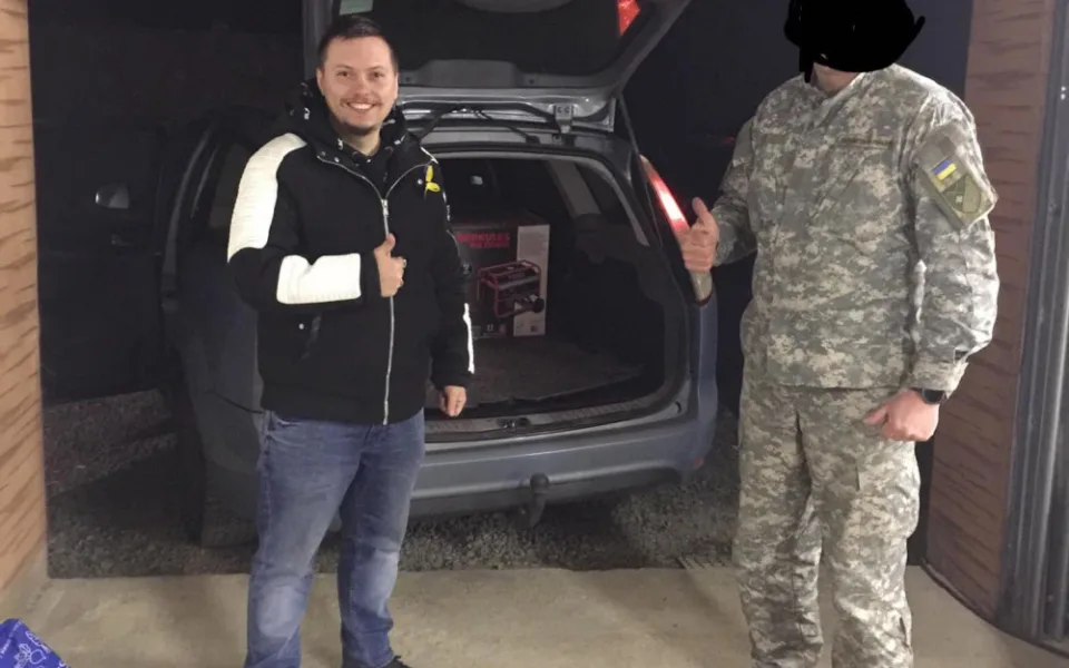 Vasyl vozí českou pomoc vojákům na frontu. Ukrajinci na to nikdy nezapomenou, říká
