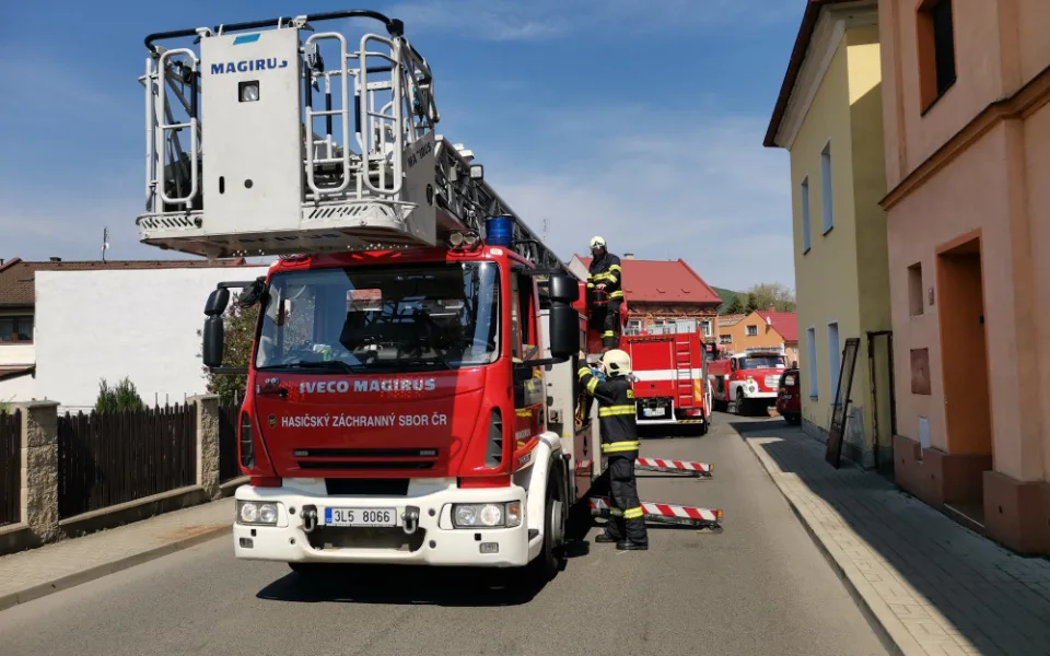 Požár bytu v Mimoni, při kterém zemřela seniorka, nebyl úmyslný