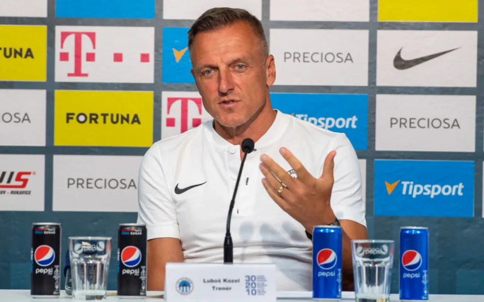 První zápas na Spartě nás hodně prověří, říká trenér Slovanu Luboš Kozel
