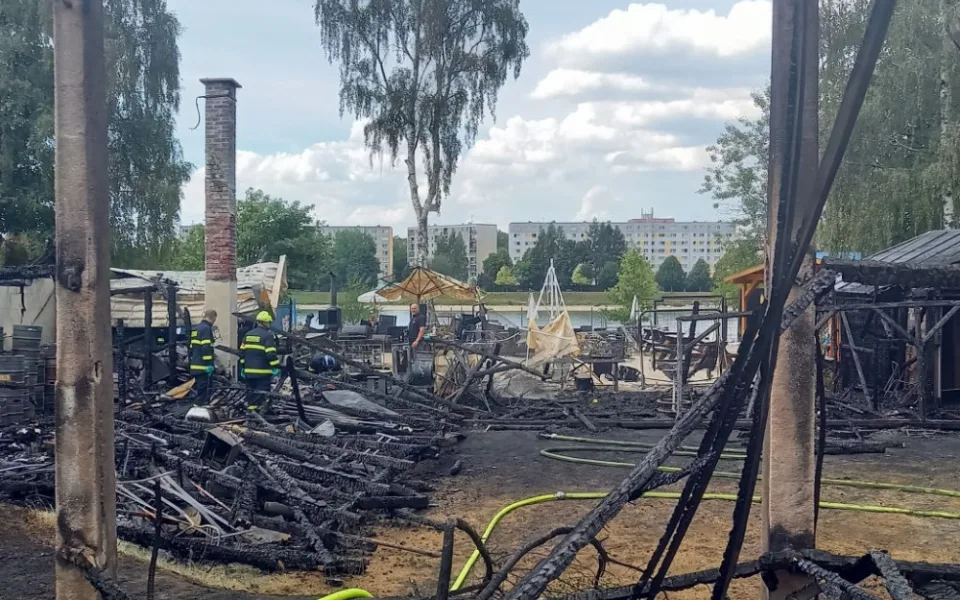 obnova slunečních lázní u jablonecké přehrady