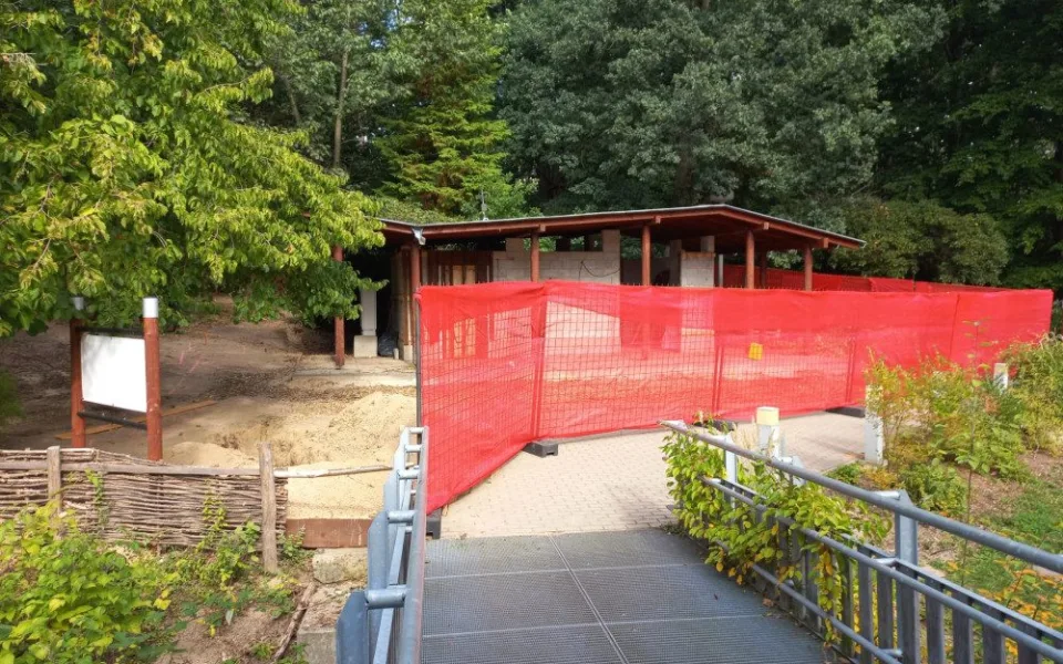 Liberecká zoo zahájila výstavbu nové expozice pro papoušky nestory kea