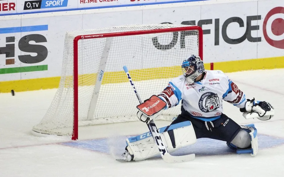 Mladý brankář Král po extraligové premiéře: Kluci v poli mi hodně pomohli
