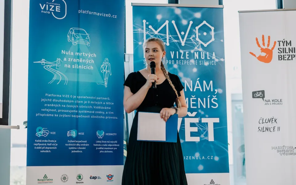 Studenti mohou pomoci snížit počet úmrtí při dopravních nehodách. Jejich návrhy se stávají zdrojem inspirace