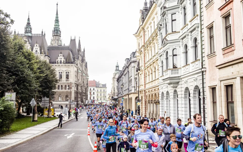 Víkendový Nature Run přinese dopravní omezení. Uzavírky budou v patnácti ulicích