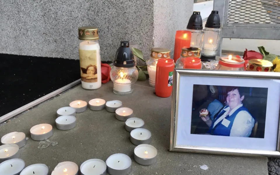 O život při nehodě přišla učitelka z liberecké školy. Viník jel v protisměru delší dobu