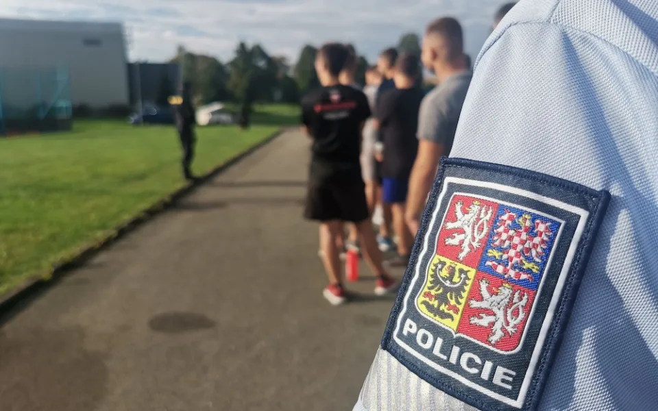 Zájemci o práci u Policie ČR si ve Skutči vyzkoušeli fyzotesty na(ne)čisto