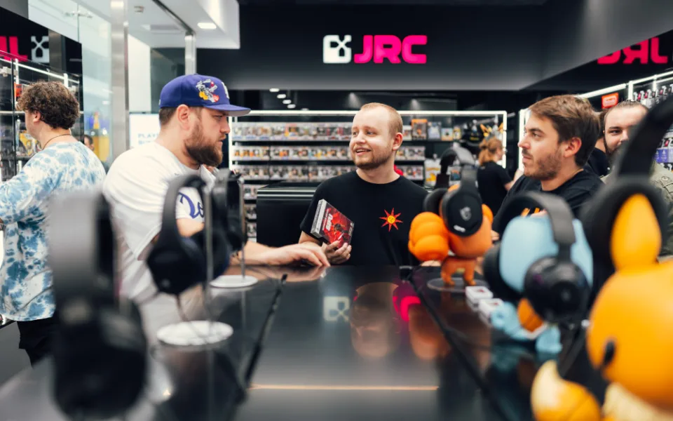 Už v sobotu v OC Nisa v Liberci party s DJ a spousta slev. Otevírá nová prodejna Smarty.cz