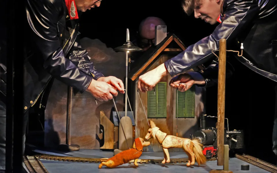 Naivní divadlo se představí na prestižním loutkovém festivalu v Dánsku. Předvede inscenaci Šššš. Šššš. Hůůů. Haf!