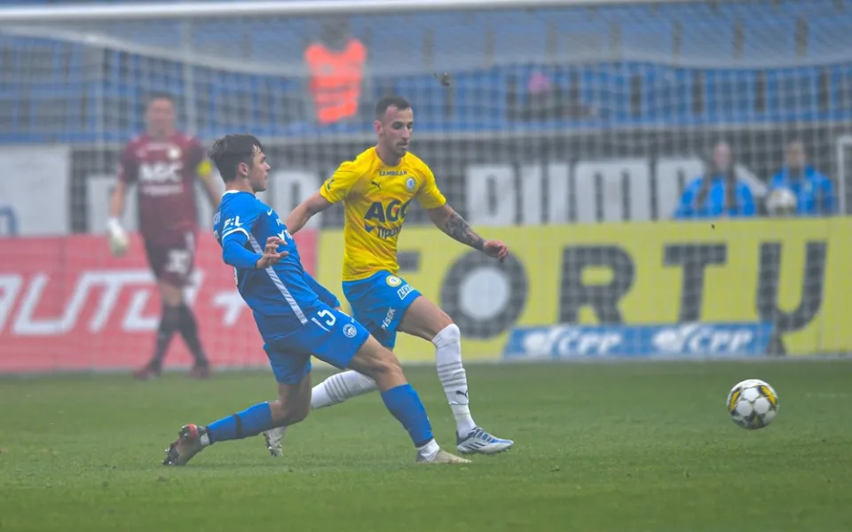 Slovan zakončil ligový podzim prohrou. V mlze nestačil v Teplicích 1:2