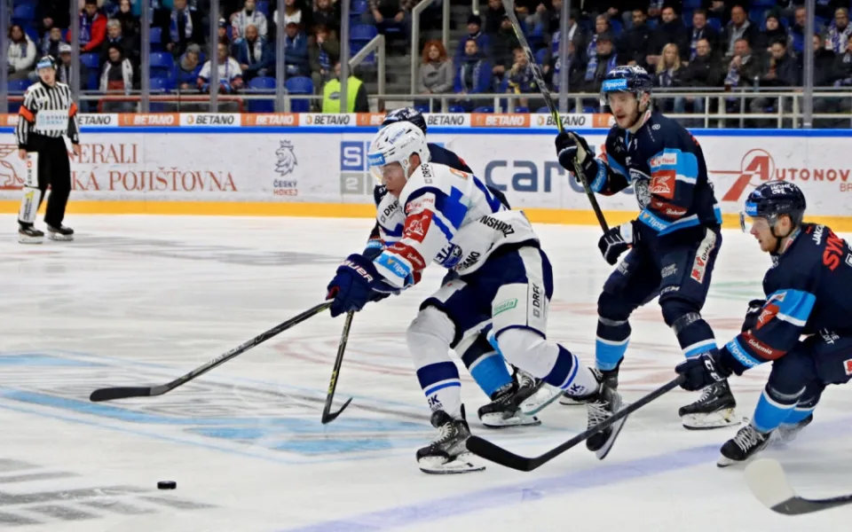 Tygři přejeli Kometu na jejím ledě 5:0. Hattrickem zazářil Ordoš
