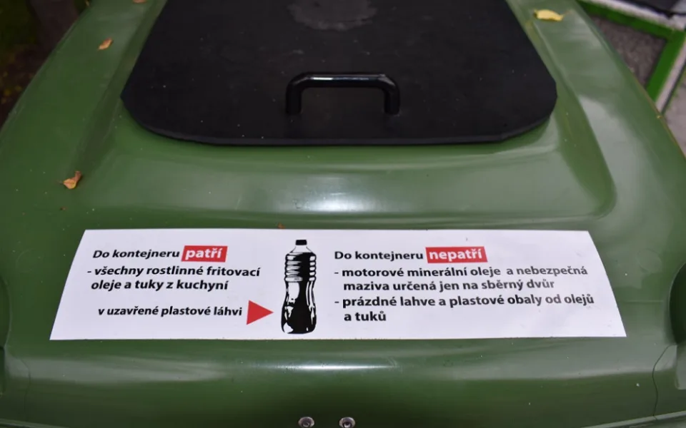 V Liberci se objeví postupně kontejnery na sběr jedlých tuků a olejů.
