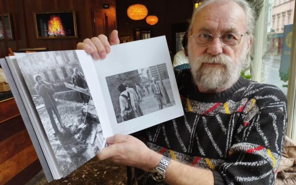 Fotograf Petr Šimr a jeho nová kniha Portrét města.