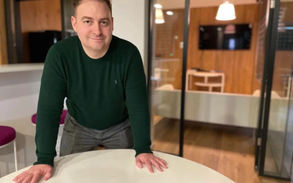 Nerudová vypadává ze hry, favoritem je Pavel, říká bookmaker Pavol Boško