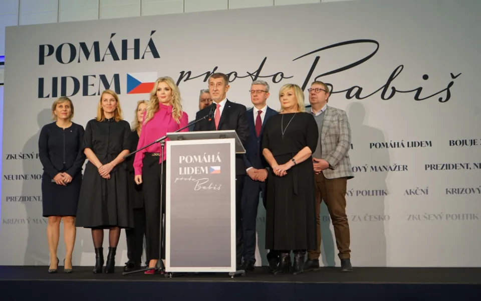 Andrej Babiš na tiskové konferenci.
