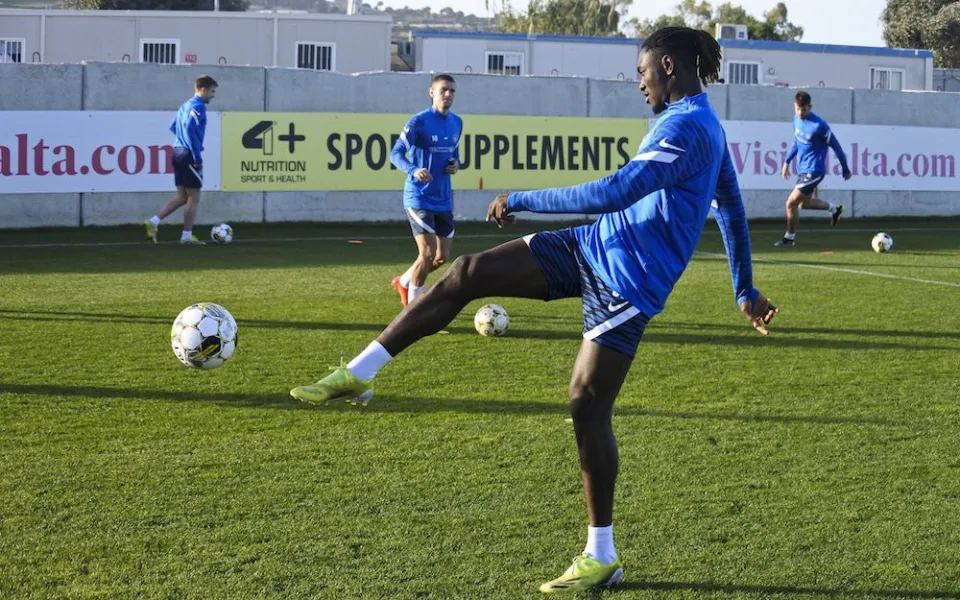 Slovan na soustředění doplnila posila do útoku. Victor Olatunji si na podzim zahrál Evropskou ligu