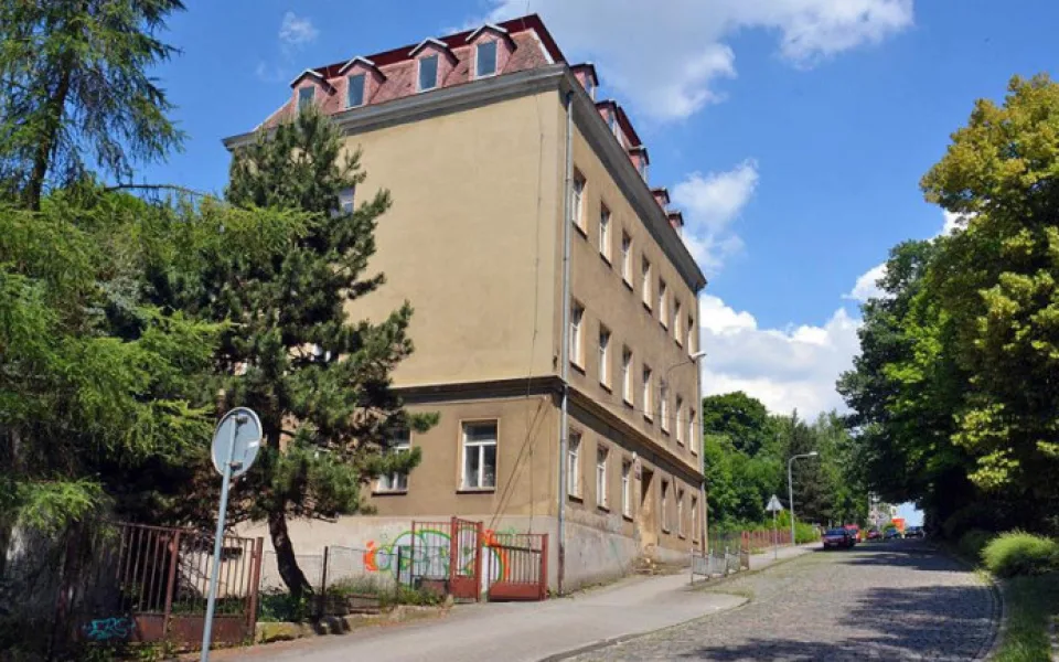Liberec za zbourání bývalé školy zaplatí šestkrát méně. Přibyde sociální bydlení