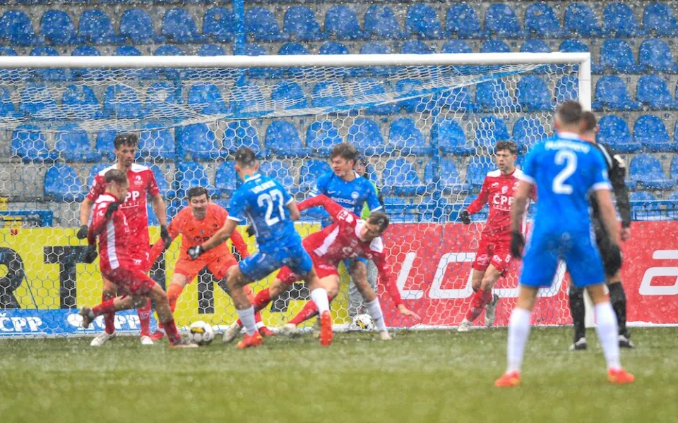 Slovan na úvod jara ztratil. U Nisy remizoval s posledními Pardubicemi 1:1