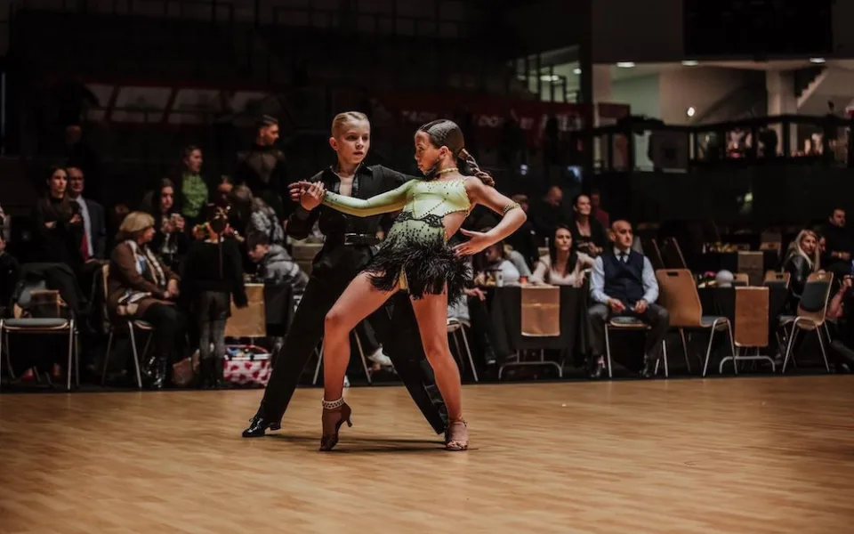 Překvapením bylo 4. místo v kategorii Junior 1 pro pár Stella Žďánská a Šimon Bílý.