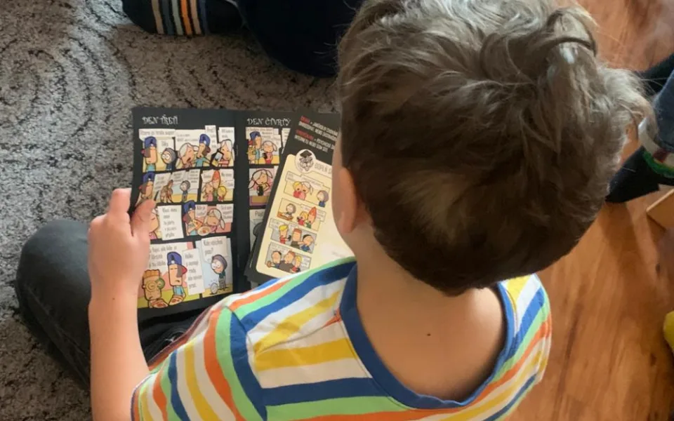 Dětem radí nový komiks.