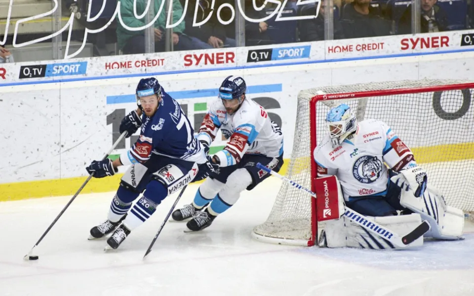 Čtvrtfinále nevyšlo, Tygři jdou na Plzeň. Play off je trochu jiná soutěž, říká Petr Jelínek