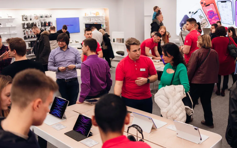 Špičkový výkon i design v produktech Apple – iWant otevírá první Apple Premium Partner prodejnu v Liberci