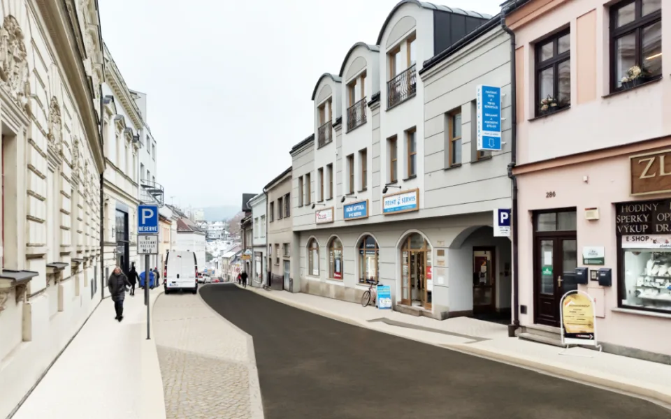 Ulice A. Dvořáka od náměstí Českého ráje.