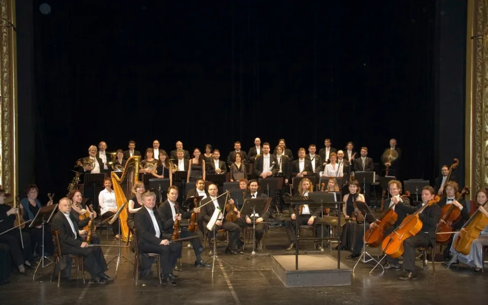 Orchestr Severočeského divadla Ústí nad Labem.