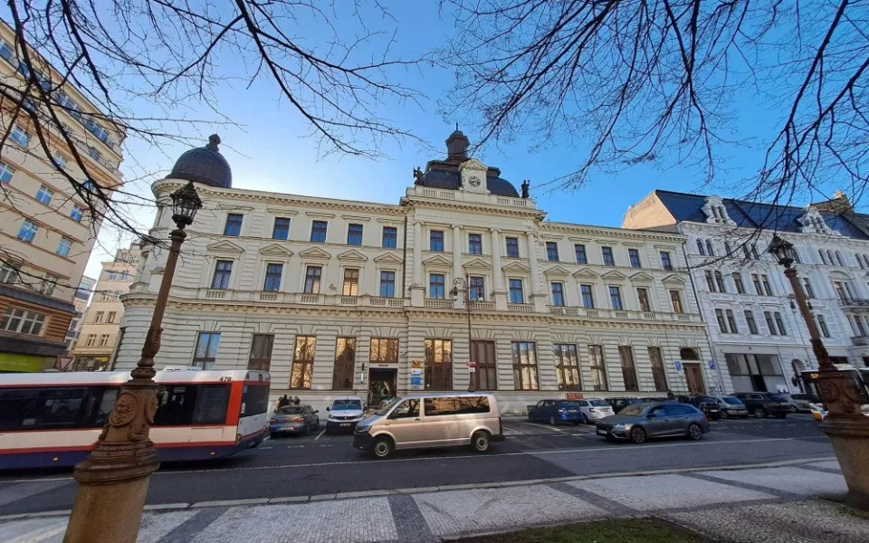 Hlavní pošta v Liberci.