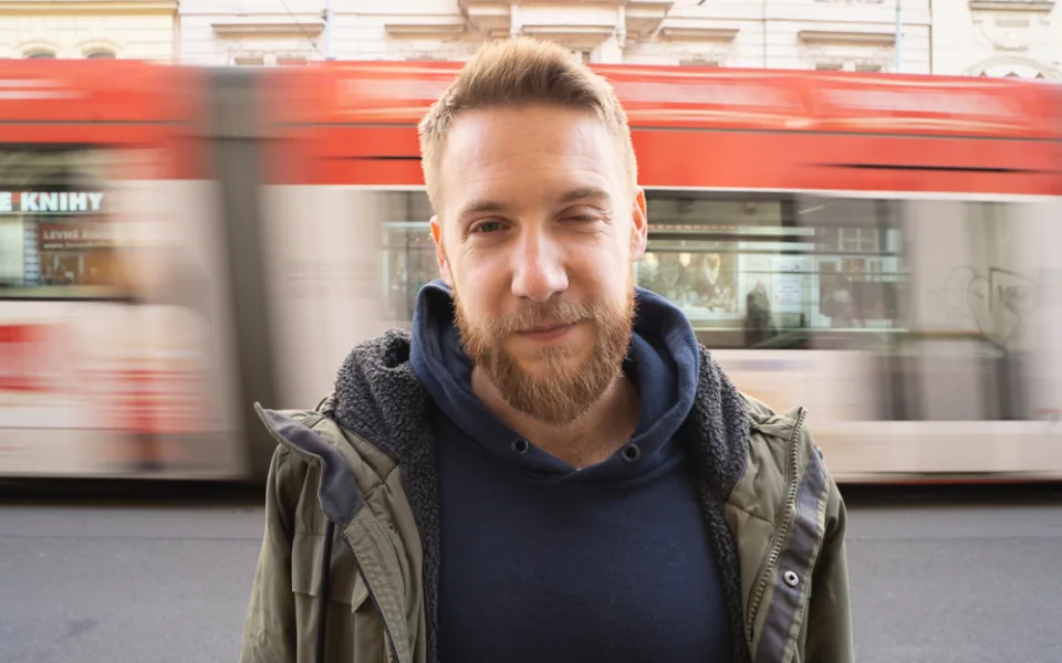 Většinu učitelů by umělá inteligence nahradit nezvládla, některé však ano, říká učitel Daniel Pražák