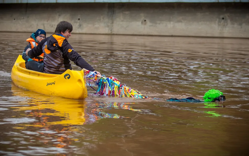 Vodácká sezóna odstartovala. Zahájilo ji slavnostní Odemykání Jizery