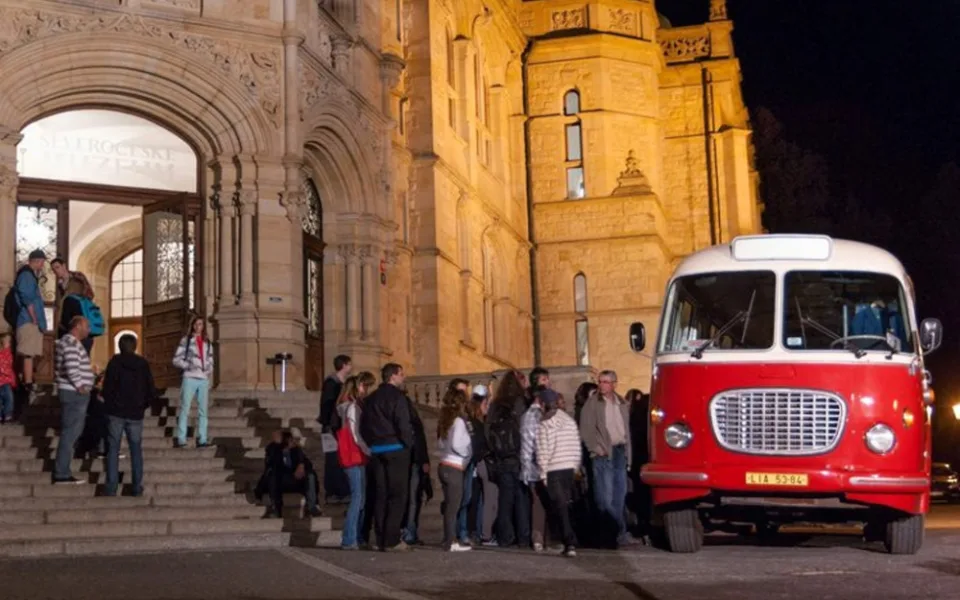 K muzejní noci tradičně patří historické autobusy. 
