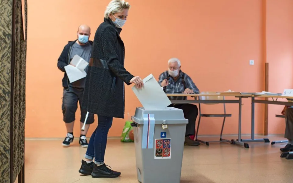 Volby by aktuálně vyhrálo ANO. Mimo Sněmovnu by zůstala KDU-ČSL i KSČM