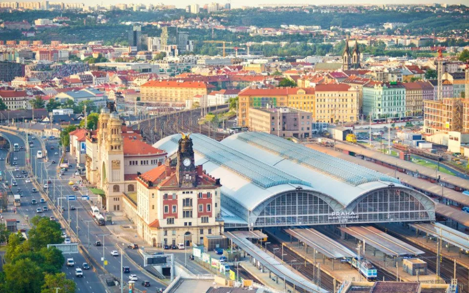 Rekonstrukce zastřešení haly žst. Praha hl. n., fáze II.           Foto: David Jančík © Ministerstvo dopravy
