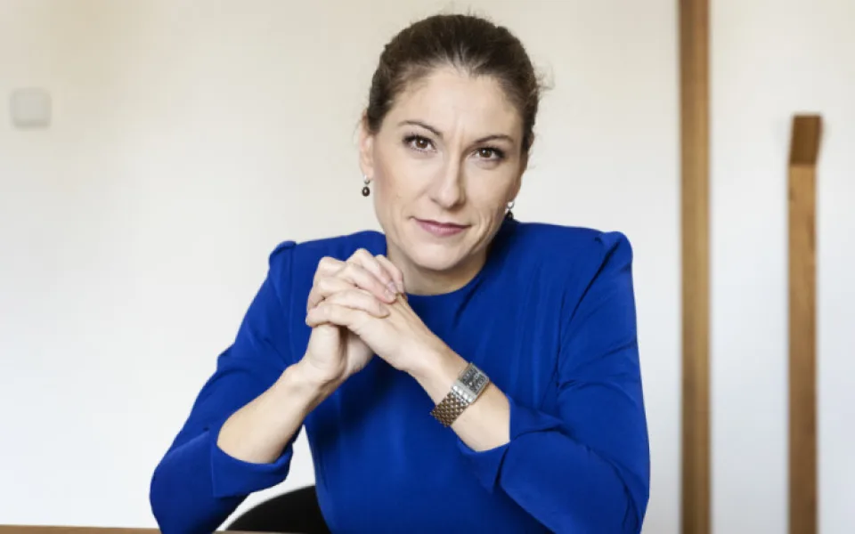 Eva Decroix.