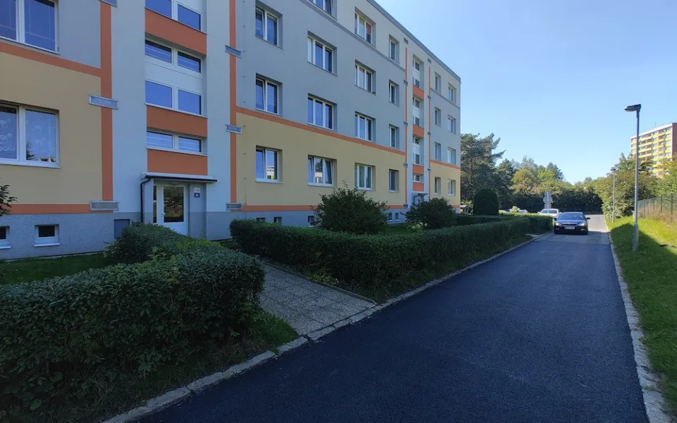 Česká Lípa chce dávat víc peněz do oprav zanedbaných komunikací a chodníků