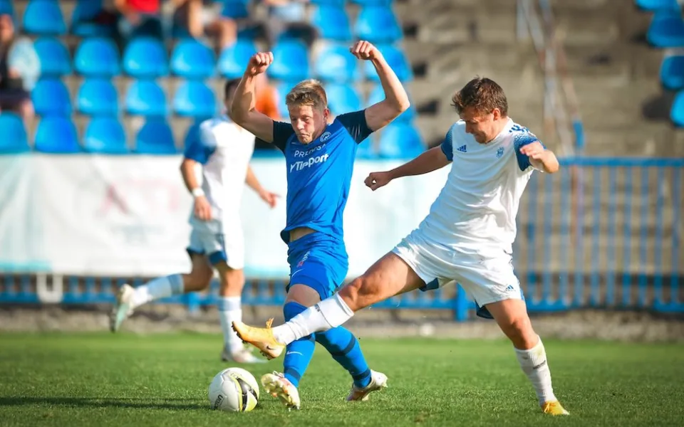 Slovan postupuje v poháru. V Kladně ale zahazoval šance