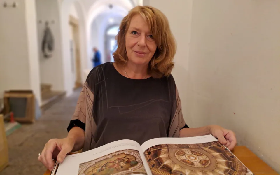 Divadlo F. X. Šaldy si knihu ke svým 140. narozeninám zasloužilo, říká spoluautorka Jarmila Levko