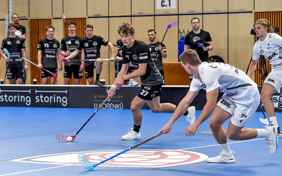 Pátá výhra v řadě. Florbalisté se vezou na vítězné vlně, zápas s Black Angels si ale zkomplikovali