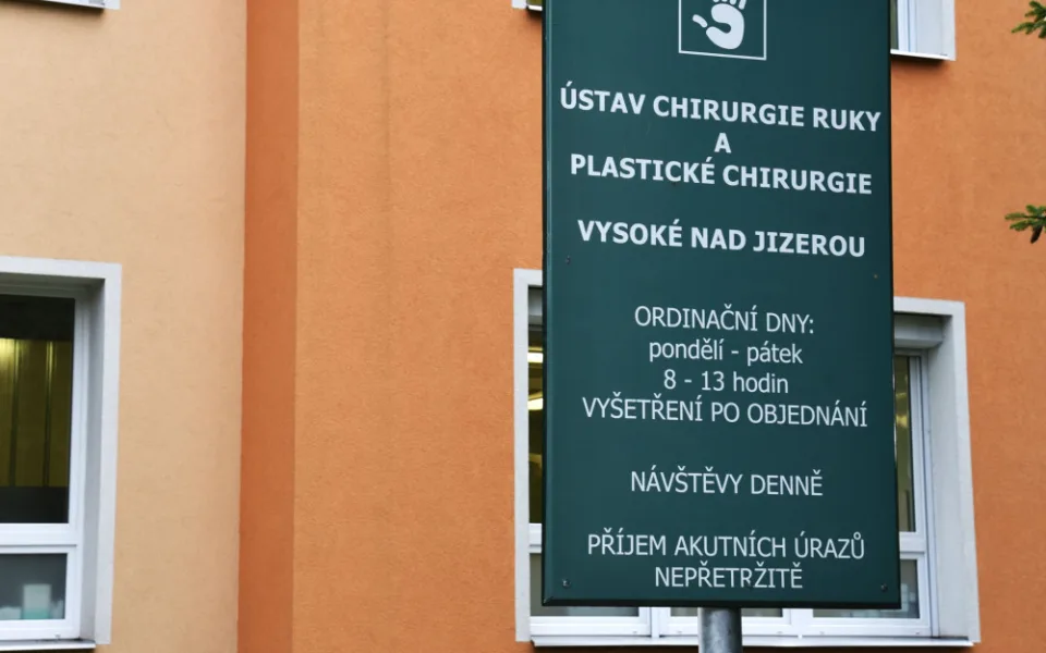 Ústav chirurgie ruky.