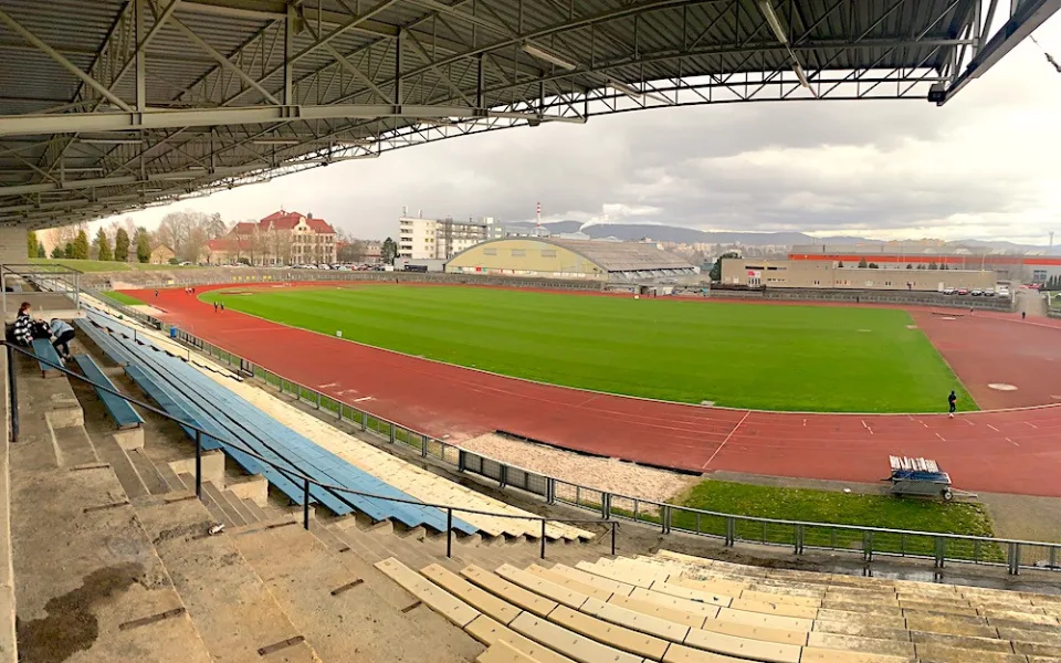 Atletický stadion v Liberci čeká rekonstrukce za 44 milionů. Dostane nový povrch i zázemí