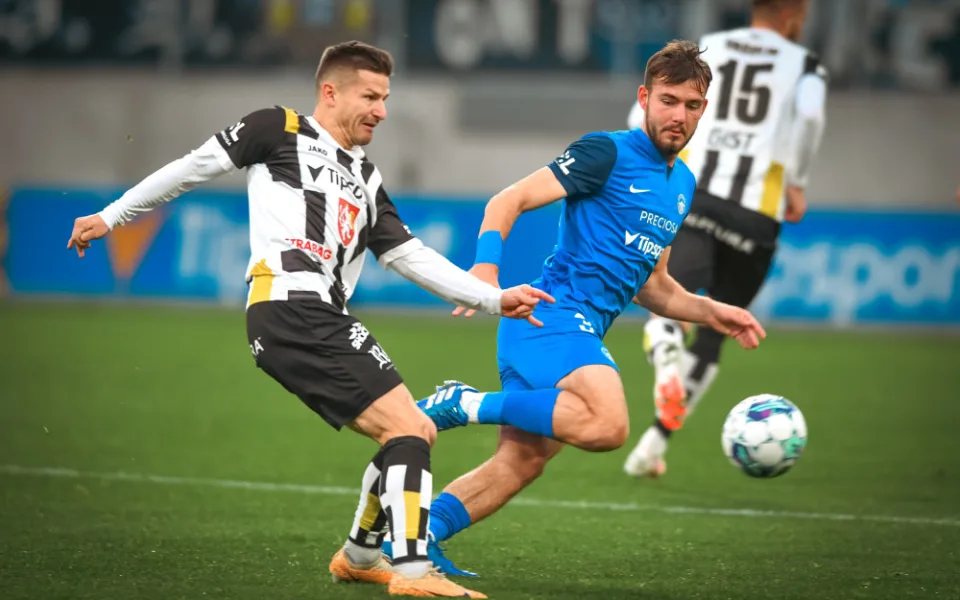 Slovan si pod Ještěd veze bod z Hradce Králové. Na trefu domácích rychle odpověděl Frýdek