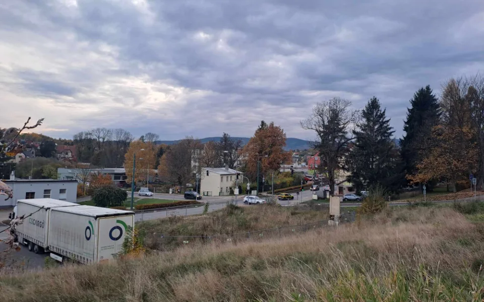 Místo, kde byl měla stát prodejna Billa.
