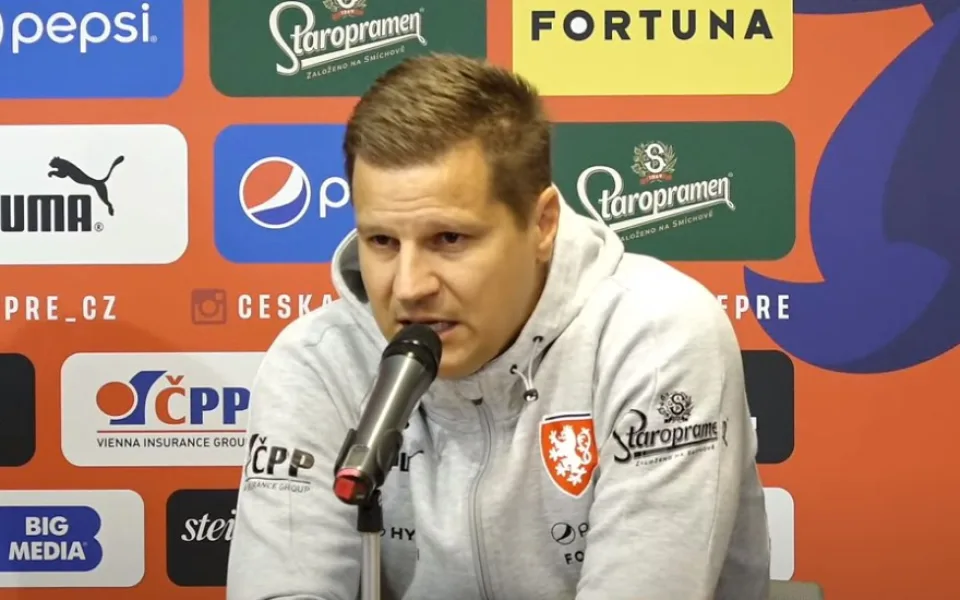 GLOSA: Česká repre obrandovaná Staropramenem pokrytecky kritizuje noční tah hráčů