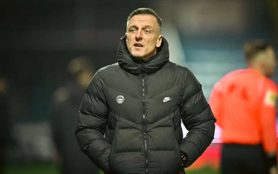Kozel po kanonádě mluvil o hracích termínech. Diváci v tomto počasí nepřijdou, mrzí ho