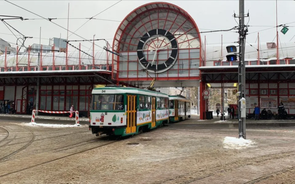 Rekonstrukce tramvajové trati do Jablonce se do konce roku nestihne. Stavbu ovlivnilo počasí