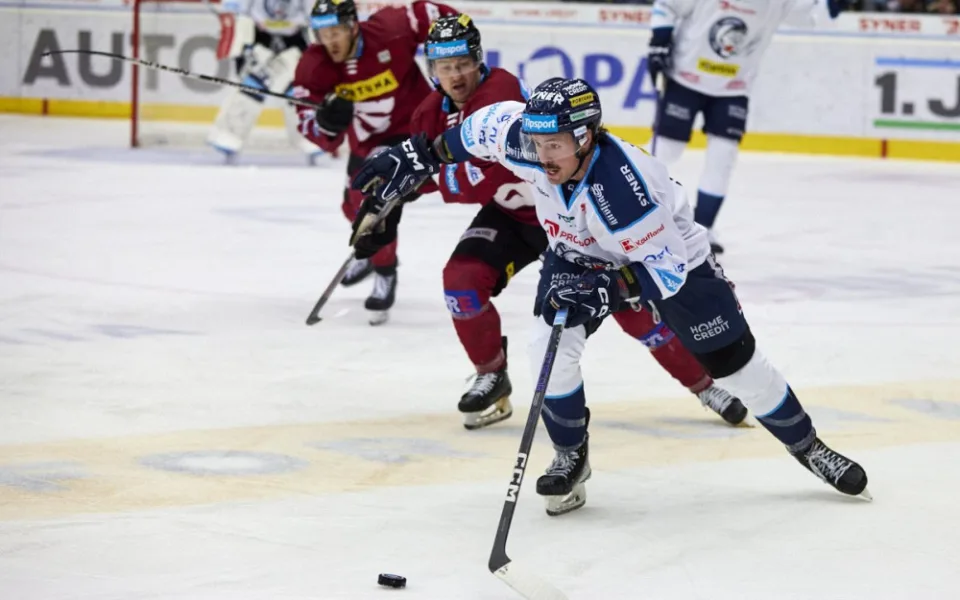 Dramatický duel rozhodla branka ve dvojnásobném oslabení. Tygři podlehli Spartě 3:4