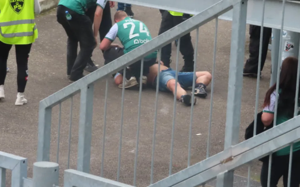 Napadení fanouška Jablonce skončilo obviněním tří pracovníků bezpečnostní agentury